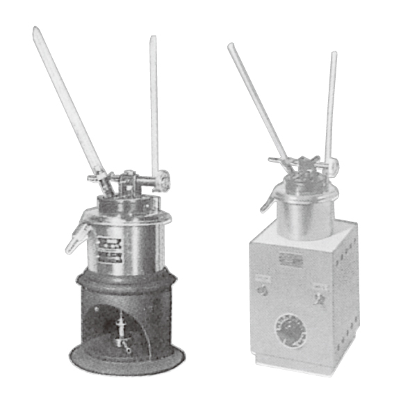 タグ密閉式引火点試験器　A：ガス式　B:電気式